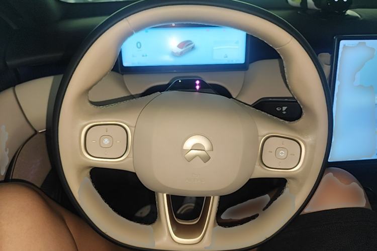 Used Nio ET5T 2023 75 kWh Touring Steering Wheel