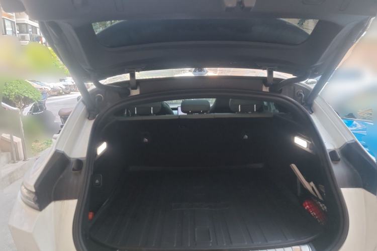 Used Nio ET5T 2023 75 kWh Touring Trunk