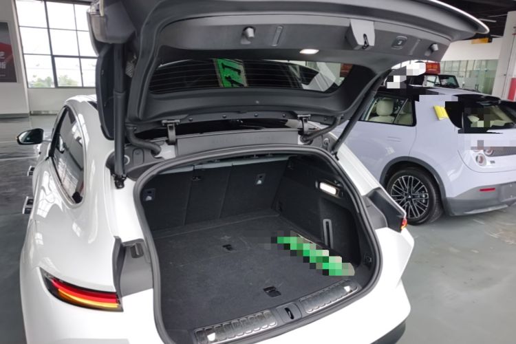 Used Nio ET5T 2023 75 kWh Touring Trunk