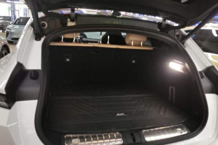 Used Nio ET5T 2023 75 kWh Touring Trunk