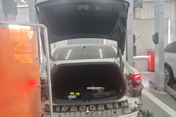Used Nio ET5T 2023 75 kWh Touring Trunk