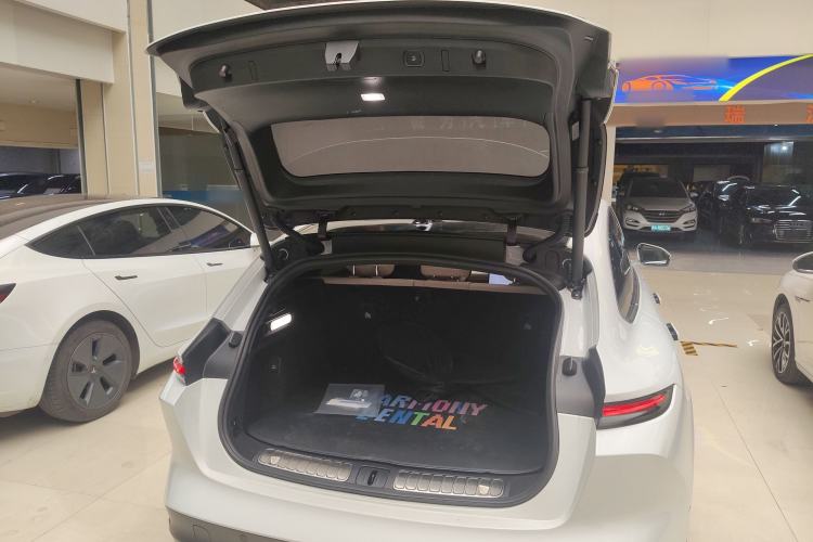 Used Nio ET5T 2023 75 kWh Touring Trunk
