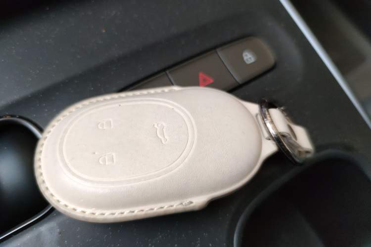 Used Nio ET5T 2023 75 kWh Touring Vehicle Key