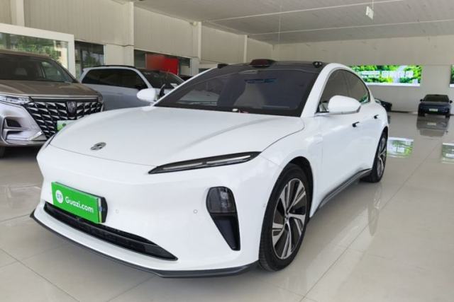 Used Nio ET5T 2023 75 kWh Touring