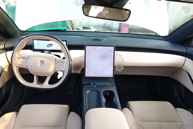 Used Nio ET5T 2023 75 kWh Touring Center Console