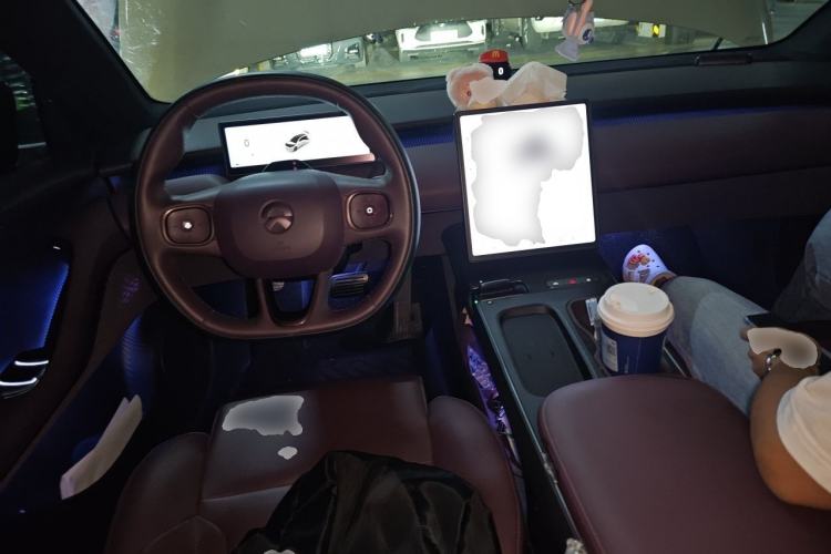 Used Nio ET5T 2023 100kWh Touring Center Console