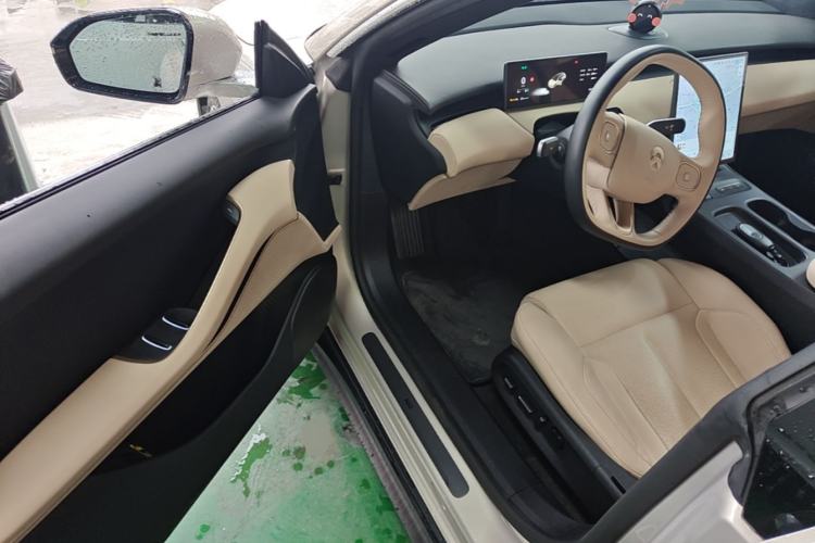 Used Nio ET5T 2023 75 kWh Touring Driver Seat