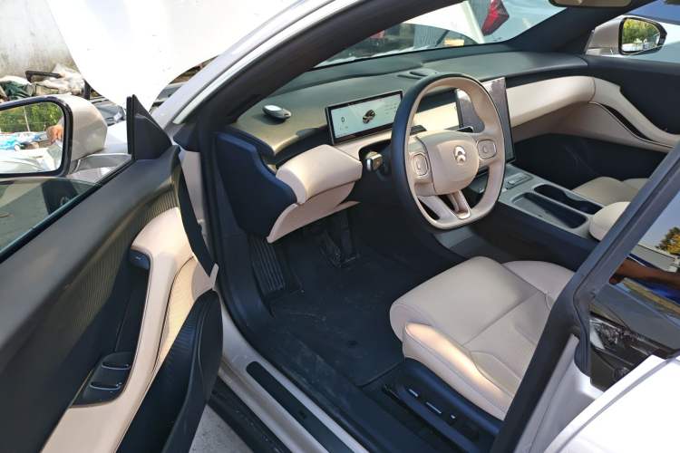 Used Nio ET5T 2023 75 kWh Touring Driver Seat