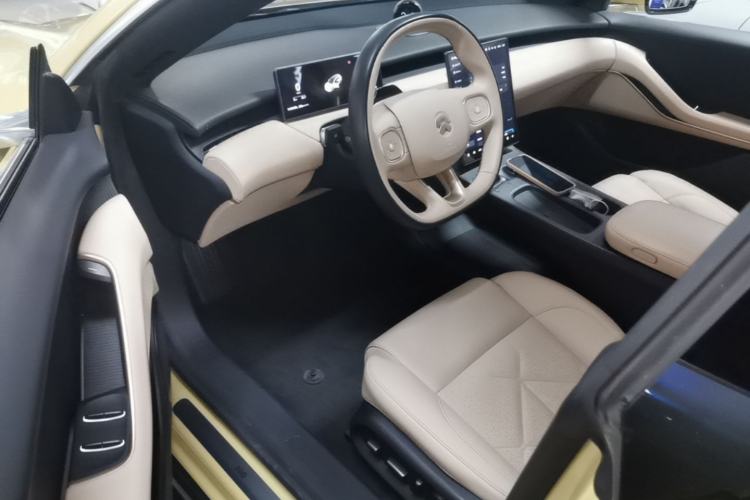 Used Nio ET5T 2023 75 kWh Touring Driver Seat
