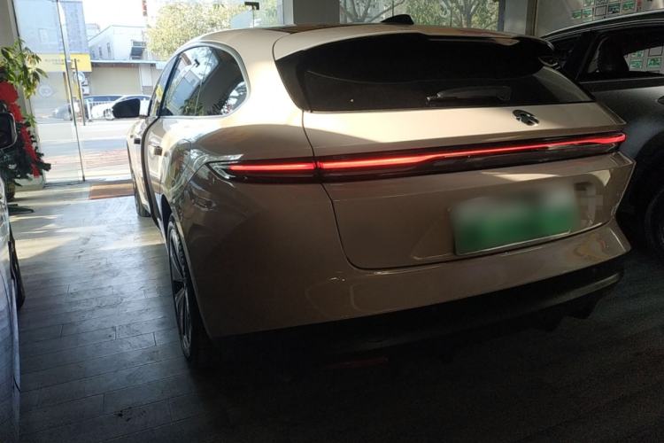 Used Nio ET5T 2023 75 kWh Touring Exterior 1