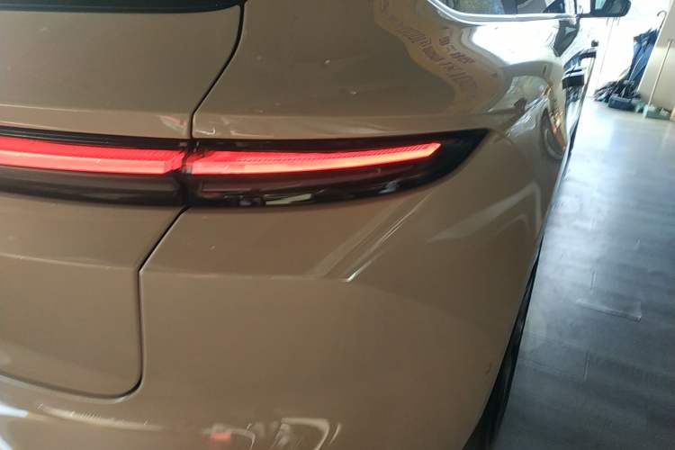 Used Nio ET5T 2023 75 kWh Touring Exterior 2