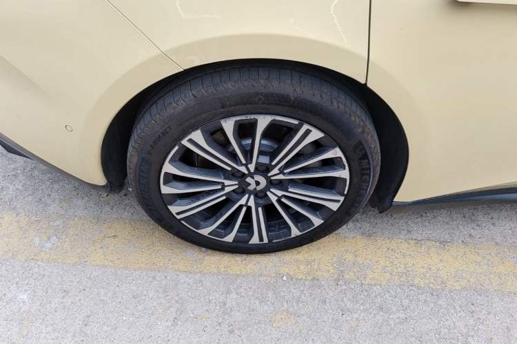 Used Nio ET5T 2023 75 kWh Touring Exterior 5