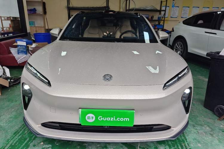 Used Nio ET5T 2023 75 kWh Touring Front