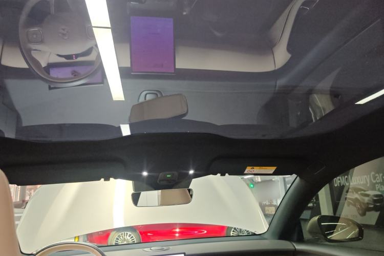 Used Nio ET5T 2023 75 kWh Touring Headliner