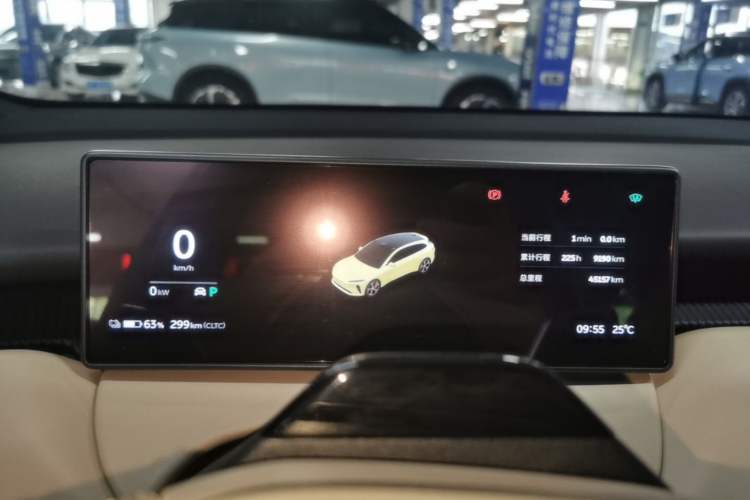 Used Nio ET5T 2023 75 kWh Touring Instrument Cluster