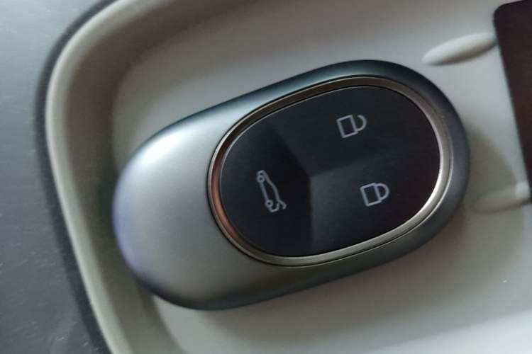 Used Nio ET5T 2023 75 kWh Touring Interior 1