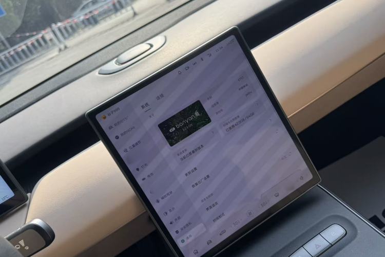Used Nio ET5T 2023 75 kWh Touring Interior 4