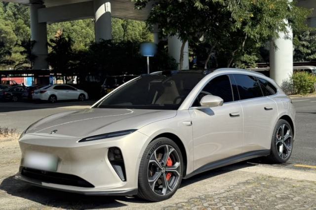 Used Nio ET5T 2023 75 kWh Touring