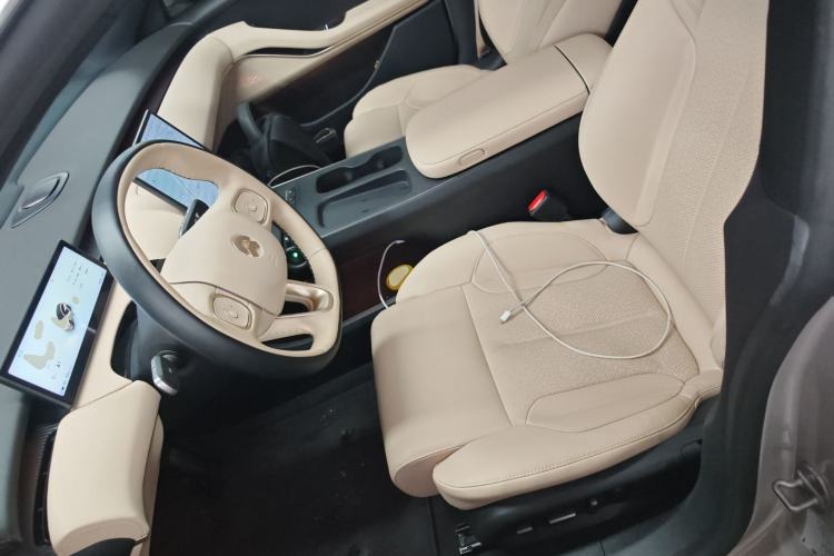Used Nio ET5T 2023 75 kWh Touring Left Front Seat