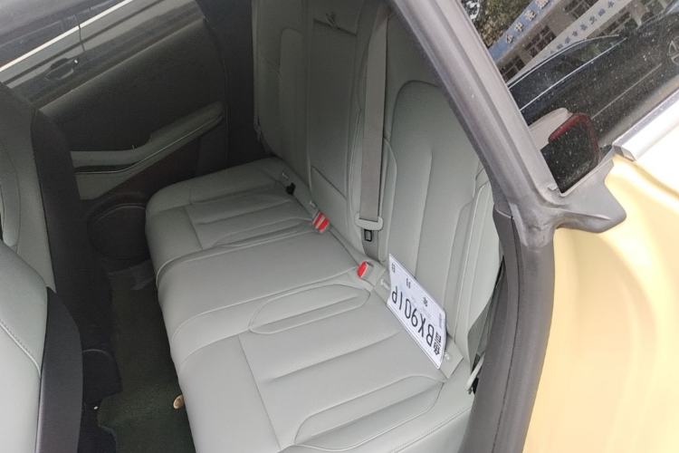 Used Nio ET5T 2023 75 kWh Touring Left Rear Seat