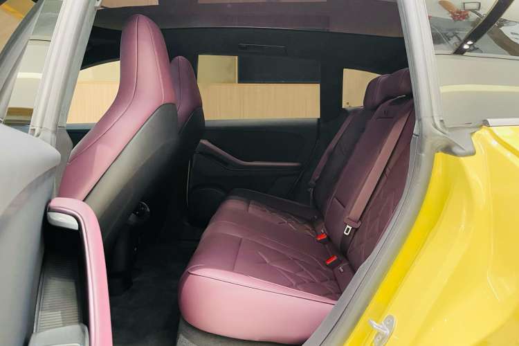 Used Nio ET5T 2023 75 kWh Touring Left Rear Seat