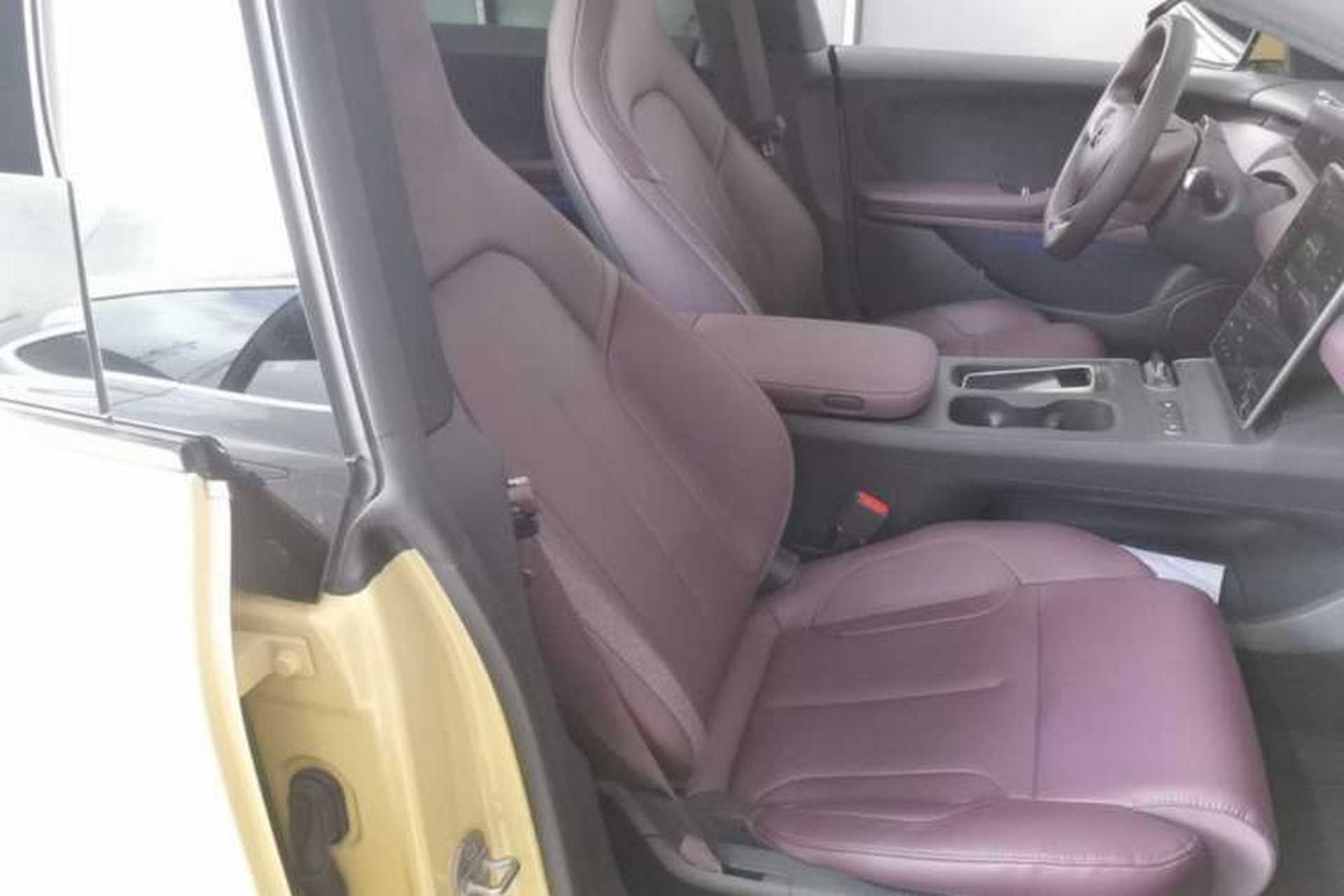 Used Nio ET5T 2023 75 kWh Touring Right Front Seat