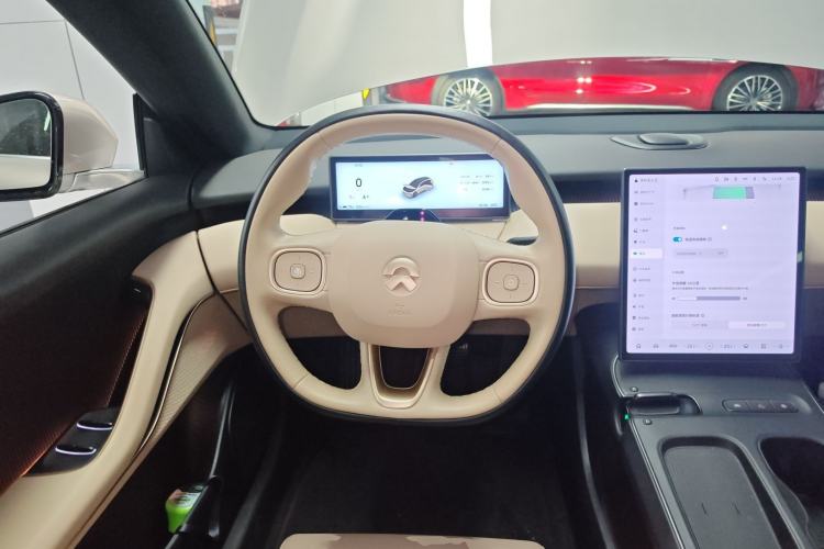 Used Nio ET5T 2023 75 kWh Touring Steering Wheel
