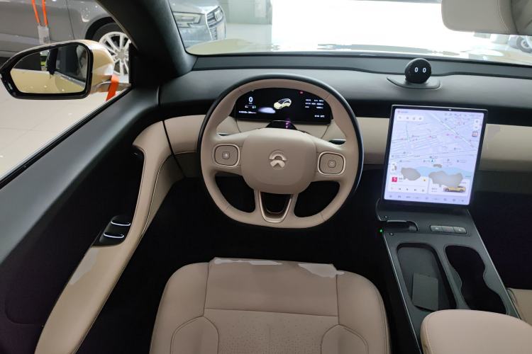 Used Nio ET5T 2023 75 kWh Touring Steering Wheel