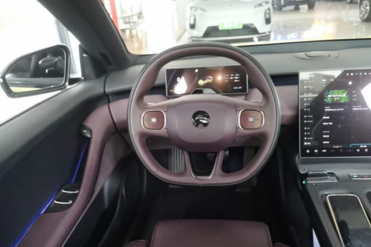 Used Nio ET5T 2023 75 kWh Touring Steering Wheel