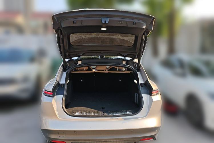 Used Nio ET5T 2023 75 kWh Touring Trunk