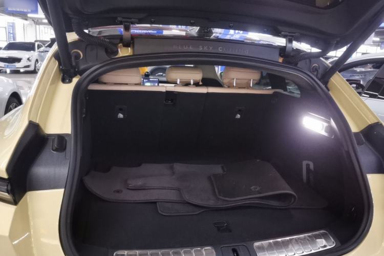 Used Nio ET5T 2023 75 kWh Touring Trunk