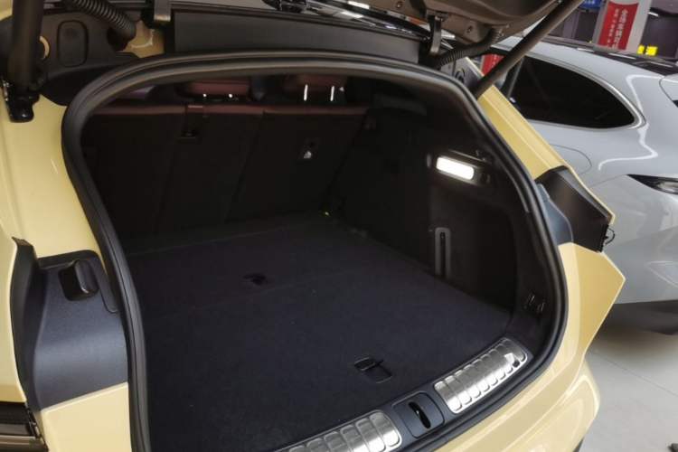 Used Nio ET5T 2023 75 kWh Touring Trunk