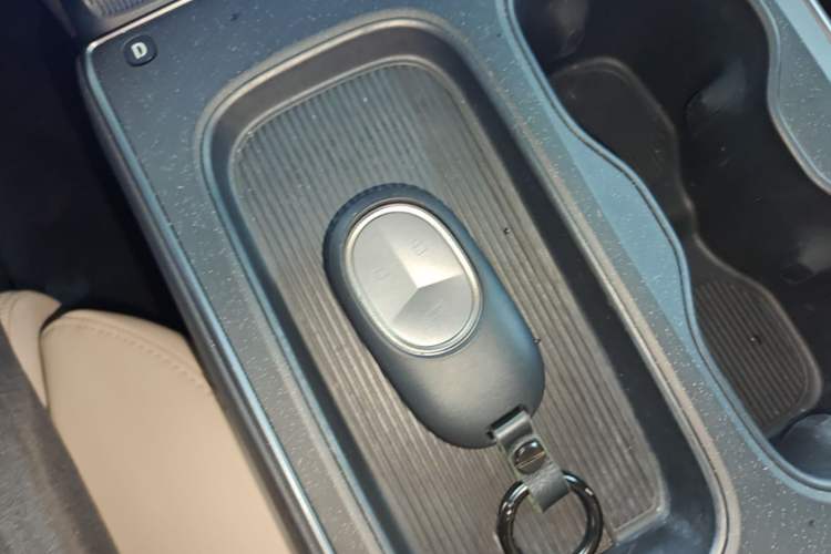 Used Nio ET5T 2023 75 kWh Touring Vehicle Key