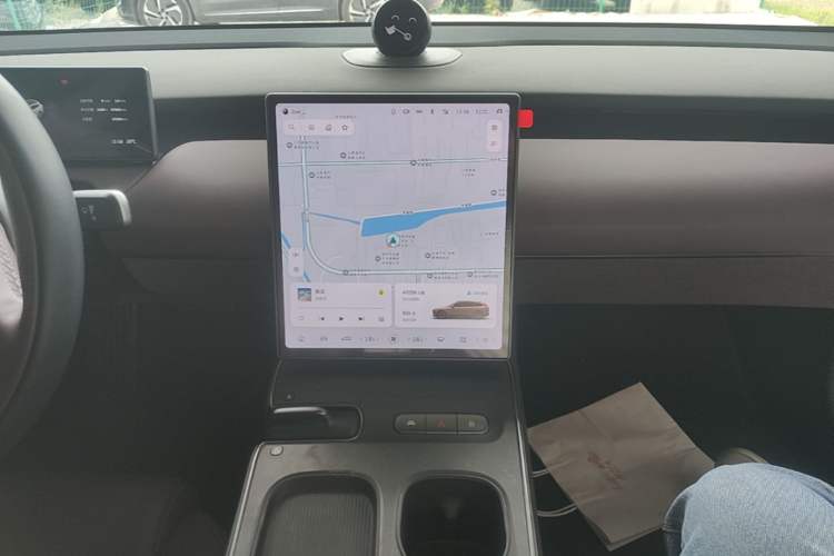 Used Nio ET5T 2024 75kWh Touring Audio And AC Panel