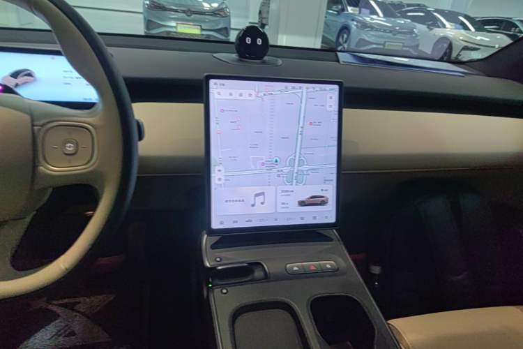 Used Nio ET5T 2024 75kWh Touring Audio And AC Panel