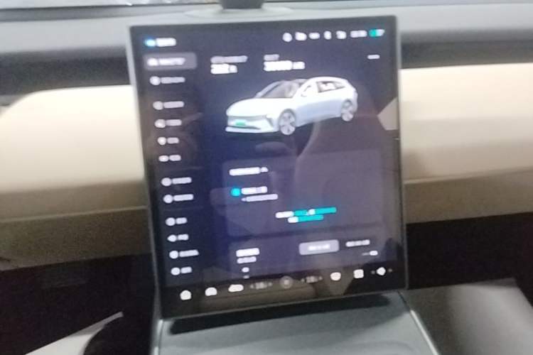 Used Nio ET5T 2024 75kWh Touring Audio And AC Panel