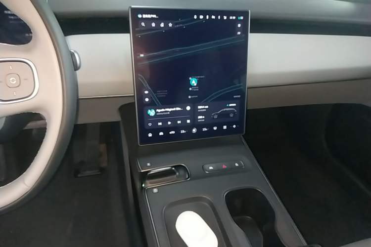 Used Nio ET5T 2024 75kWh Touring Audio And AC Panel