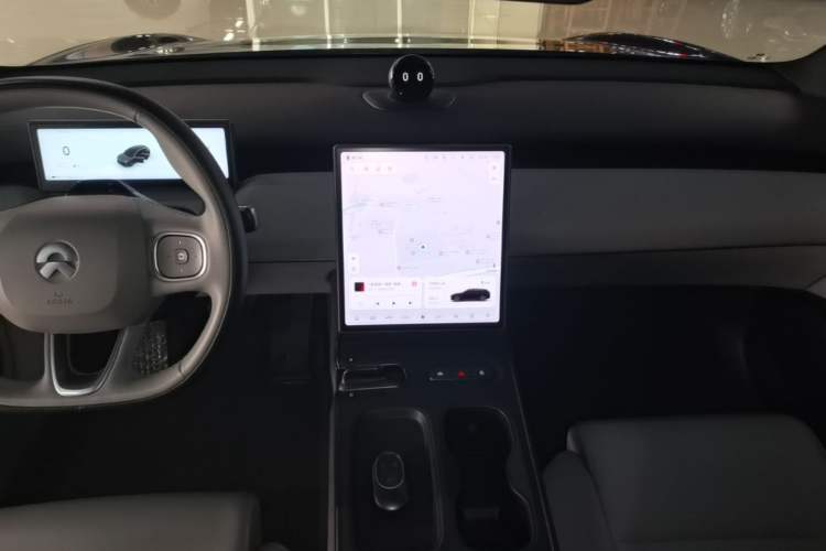 Used Nio ET5T 2024 75kWh Touring Audio And AC Panel