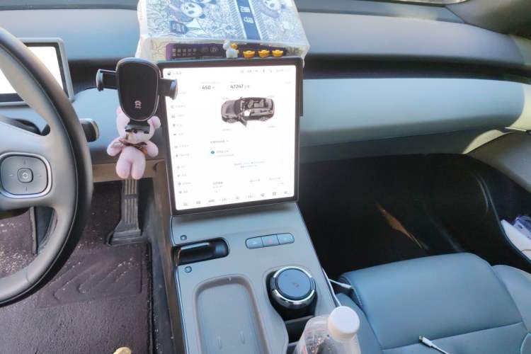 Used Nio ET5T 2024 75kWh Touring Audio And AC Panel