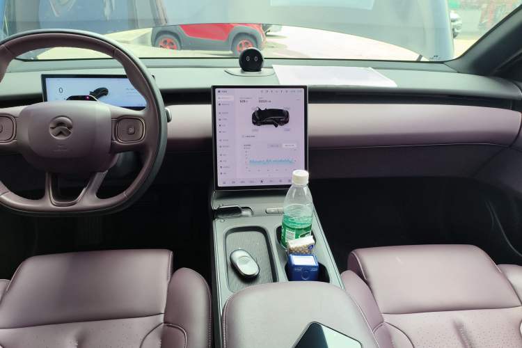 Used Nio ET5T 2024 75kWh Touring Audio And AC Panel