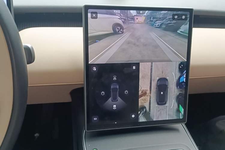 Used Nio ET5T 2024 75kWh Touring Audio And AC Panel
