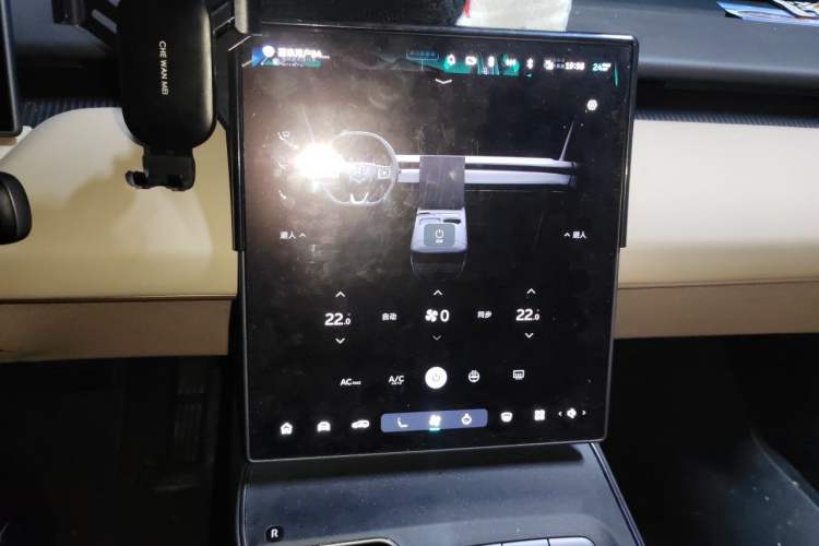 Used Nio ET5T 2024 75kWh Touring Audio And AC Panel