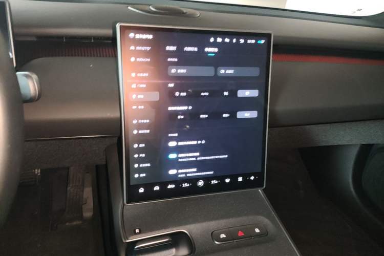 Used Nio ET5T 2024 75kWh Touring Audio And AC Panel