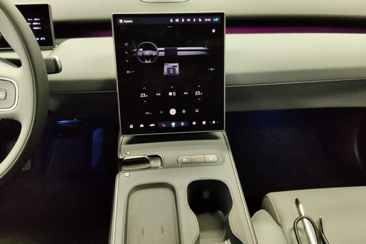 Used Nio ET5T 2024 75kWh Touring Audio And AC Panel