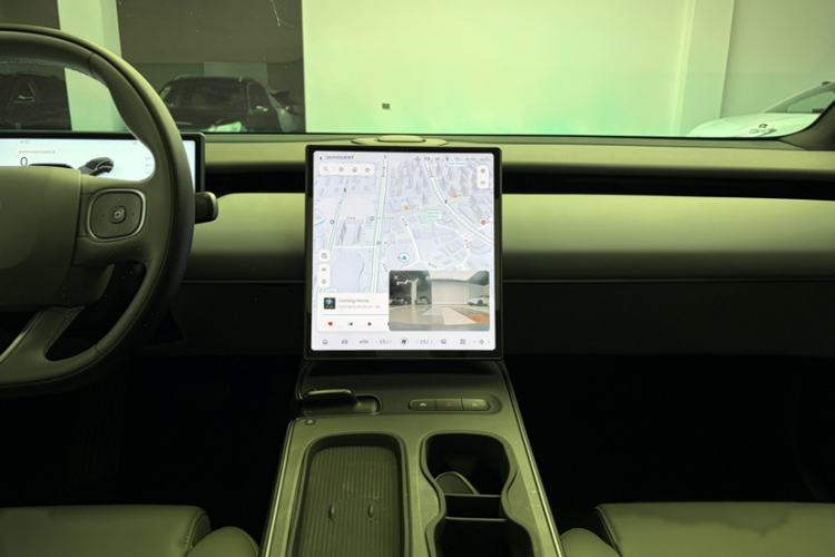 Used Nio ET5T 2024 75kWh Touring Audio And AC Panel