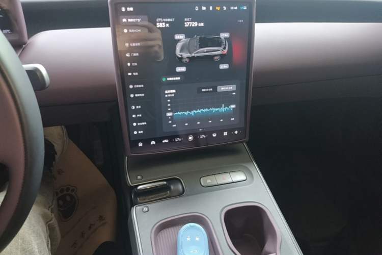 Used Nio ET5T 2024 75kWh Touring Audio And AC Panel
