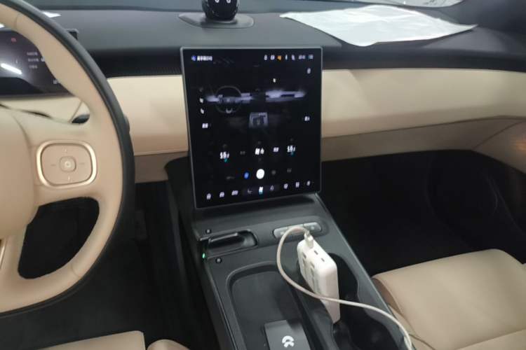 Used Nio ET5T 2024 75kWh Touring Audio And AC Panel
