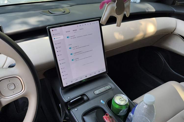Used Nio ET5T 2024 75kWh Touring Audio And AC Panel