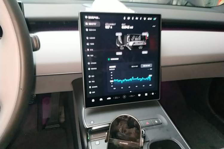 Used Nio ET5T 2024 75kWh Touring Audio And AC Panel
