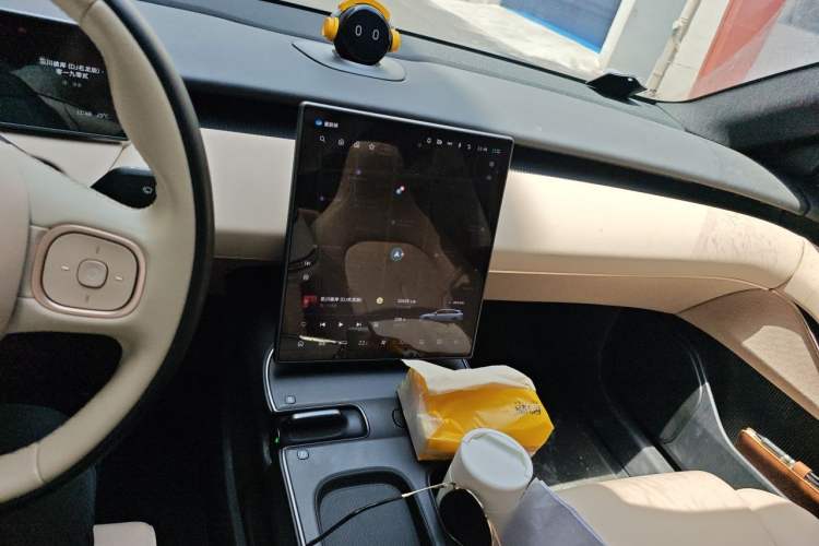 Used Nio ET5T 2024 75kWh Touring Audio And AC Panel